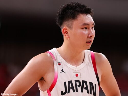 レバンガ北海道の富永啓生が入団会見…BリーグからNBAへ「どの道を選ぶのが一番いいか考えた結果」